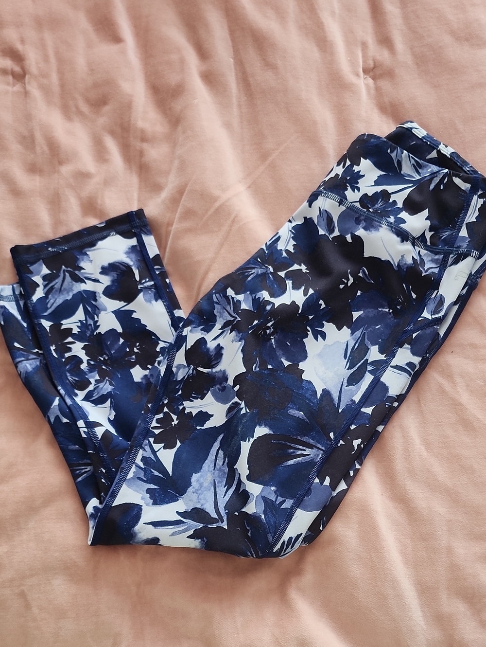 Fabletics Women’s Navy Floral Active Leggings